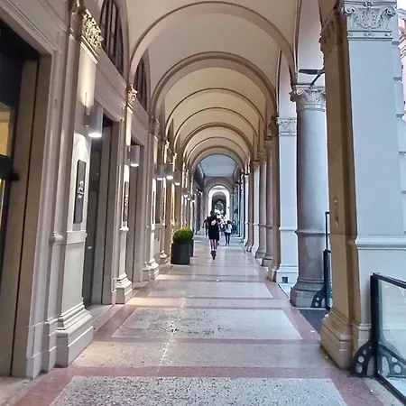 Apartament Eleganza Di Lusso Tra Fiera E Stazione, Dadobo *