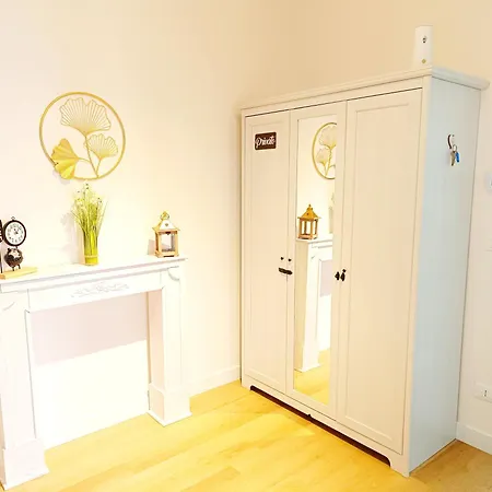 Apartament Eleganza Di Lusso Tra Fiera E Stazione, Dadobo *