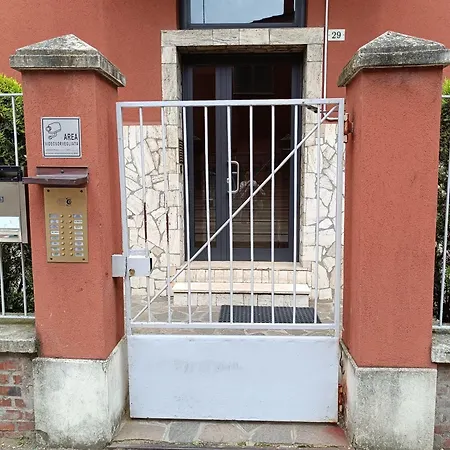Apartament Eleganza Di Lusso Tra Fiera E Stazione, Dadobo *