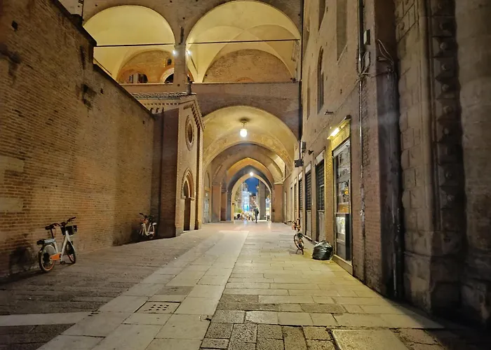 Eleganza Di Lusso Tra Fiera E Stazione, Dadobo דירה *