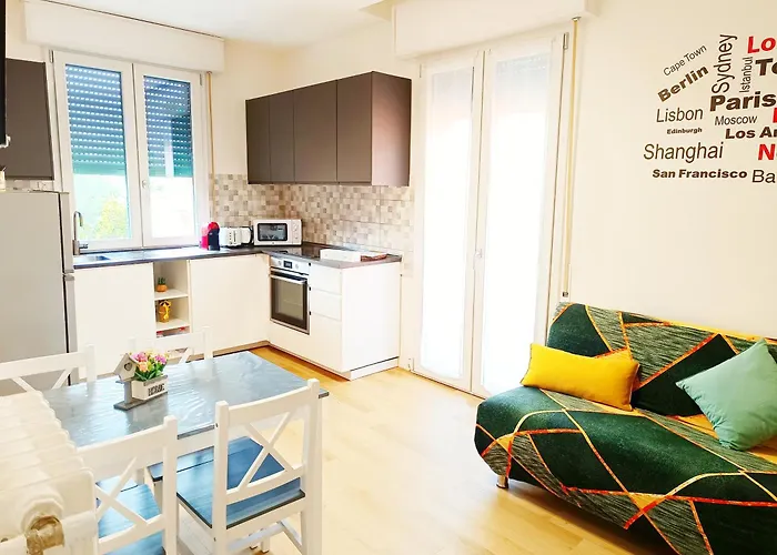 Eleganza Di Lusso Tra Fiera E Stazione, Dadobò * Bolonha