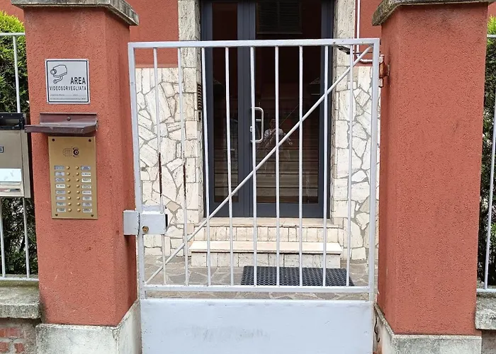 דירה Eleganza Di Lusso Tra Fiera E Stazione, Dadobo *