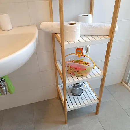 Eleganza Di Lusso Tra Fiera E Stazione, Dadobò *